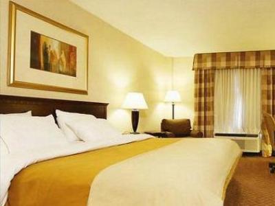 Holiday Inn Express Waterbury Exteriör bild